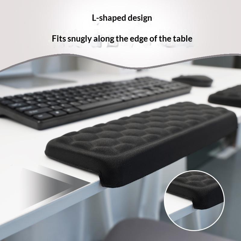 Set composto da tappetino per  - Gaming Keyboard Mouse Set recensione e prezzo