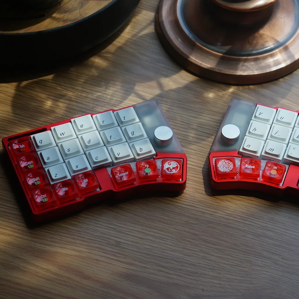 Tastiera Divisa Cornix Wireles - Gaming Keyboard Ergonomics recensione e prezzo